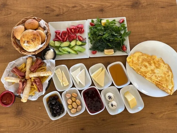 Chifin Cafe & Restoran & Fırın &bıstro - Yenimahalle kahvaltı mekanı fotoğrafı 2