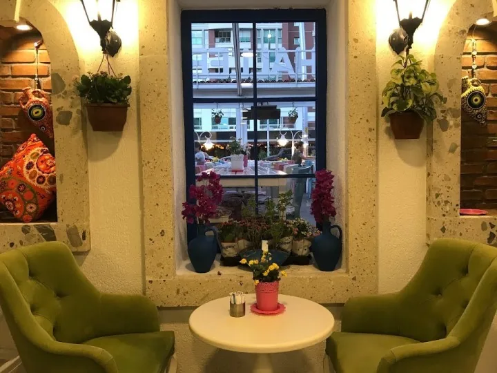 Alaçatı Muhallebicisi - Çankaya kahvaltı mekanı fotoğrafı 2