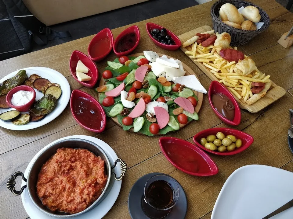 Loophole Booze Bite & Fun - Çankaya, Ankara kahvaltı mekanı