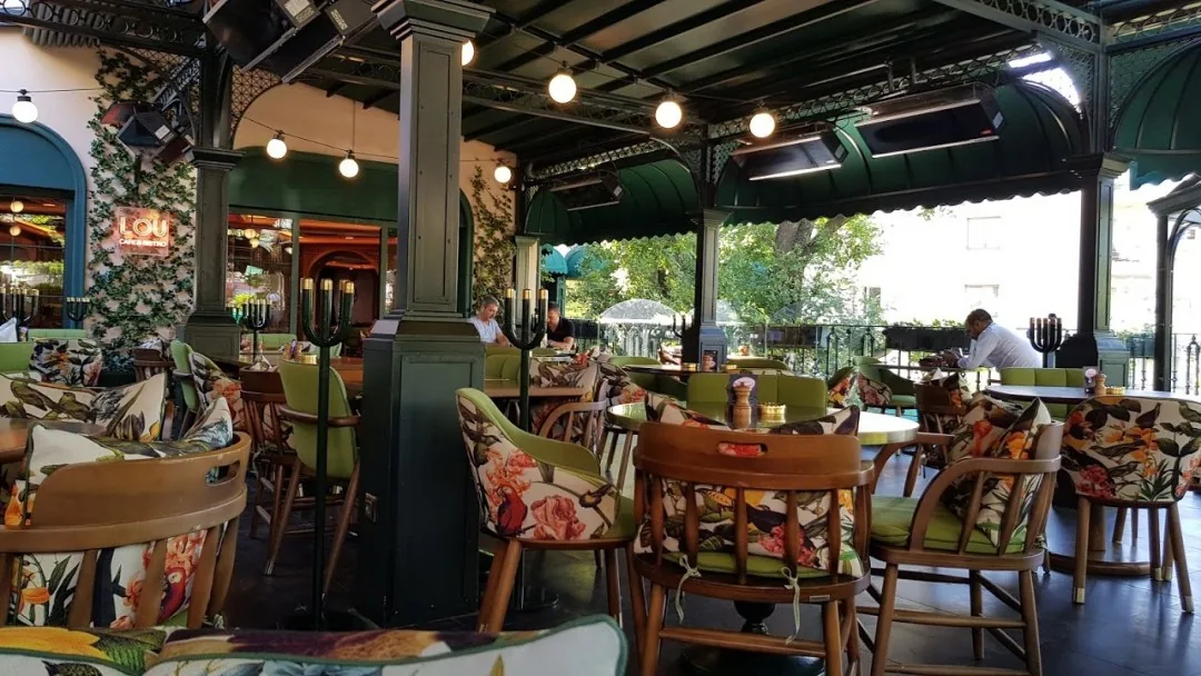 Lou Cafe Bistro - İran Caddesi - Çankaya, Ankara kahvaltı mekanı
