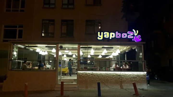 YapboZ Cafe - Çankaya kahvaltı mekanı fotoğrafı 2